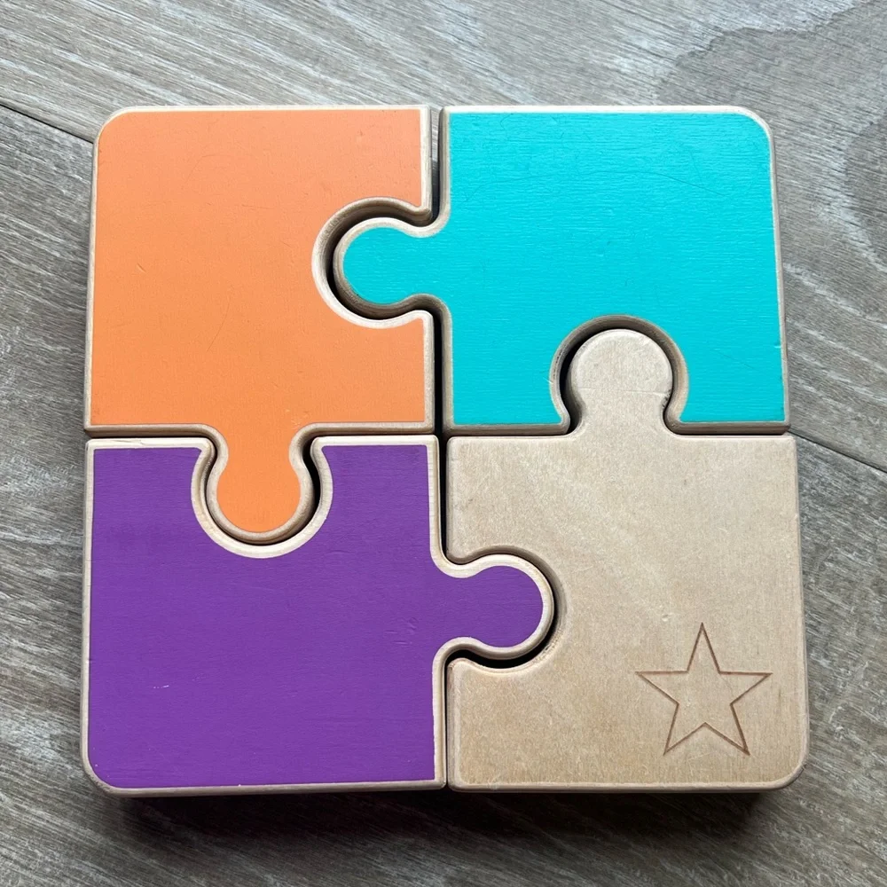 Lovevery Montessori Chunky Wooden Jigsaw Puzzle - from the Companion Play Kit
